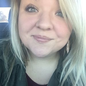 Meet your Posher, Carolann